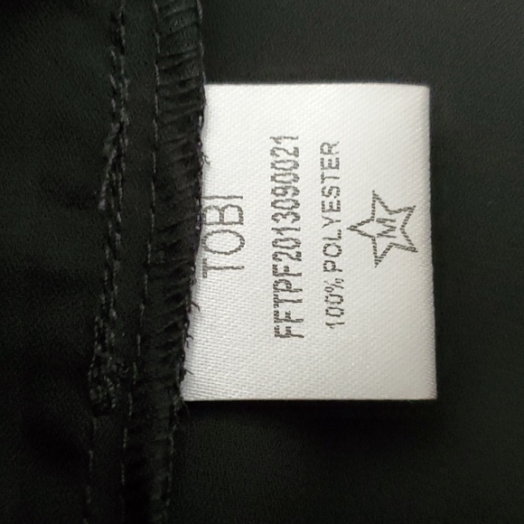 🆕️ TOBI Black Off-The-Shoulder Backless Sheer Blouse SIZE: M - Picture 9 of 11